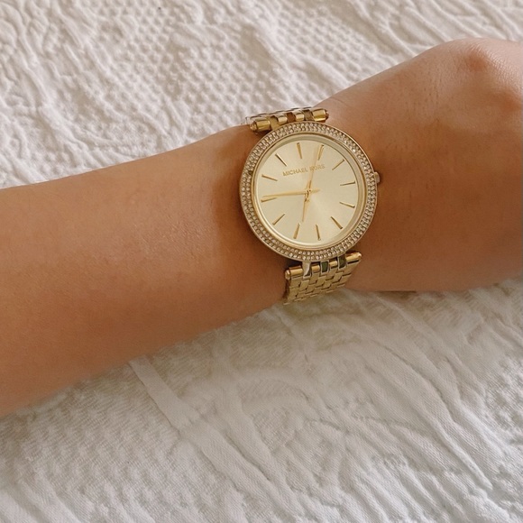 Watch - Picture 1 of 1